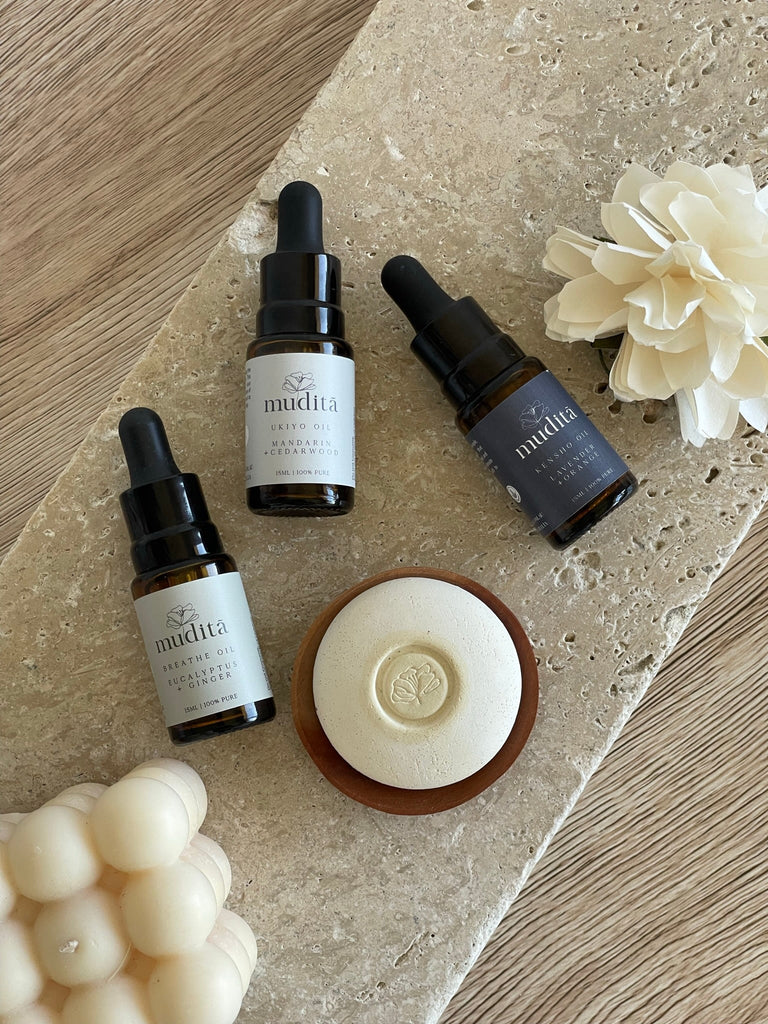 Support Your Mindfulness Practice with Essential Oils: Calming Exercises and Techniques for Inner Peace